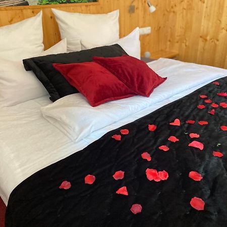 Hotel Wilder Mann Feuchtwangen Kültér fotó