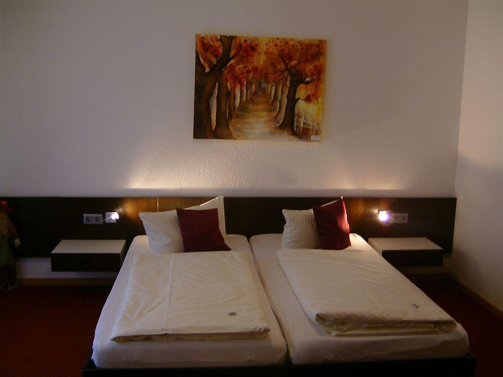 Hotel Wilder Mann Feuchtwangen Kültér fotó